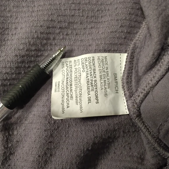 Under Armour Womens Zip-Up Hoodie Sweatshirt Sz S Purple. - Picture 7 of 13